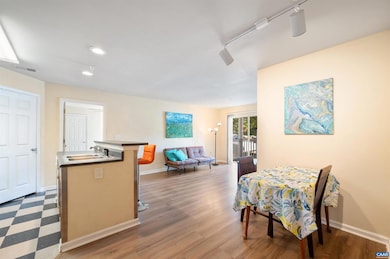 195 Yellowstone Dr unit 103, Charlottesville, VA 22903 - photo 3