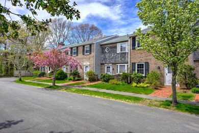 74 Captain Cook Ln unit 74, Centerville, MA 02632 - photo 2