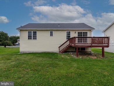 253 Ford Cir, Inwood, WV 25428 - photo 4