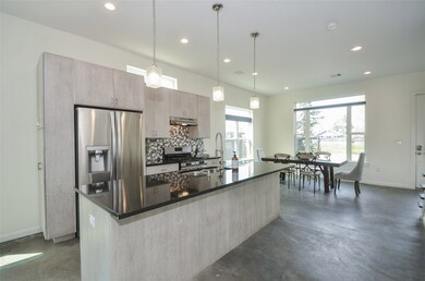 312 E 36th St, Houston, TX 77018 - photo 6