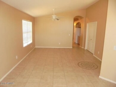 AZ00496-170619-002-living
