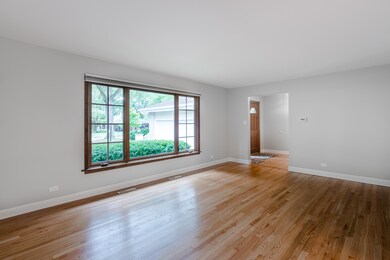 1565 Swallow St, Naperville, IL 60565 - photo 3