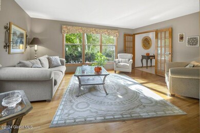 4 Brookhaven Dr, Schenectady, NY 12309 - photo 3