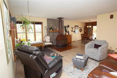 506 S Attica Rd, Knoxville, IA 50138 - photo 4