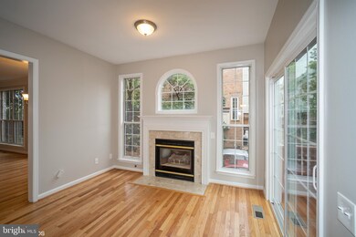 6013 Riddle Walk, Alexandria, VA 22312 - photo 4