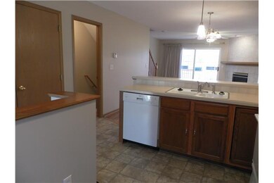 Kitchen. Quiet Bosch dishwasher. Be part of the ac