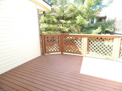 Relax and Entertain on this Amazing 15x14' Private