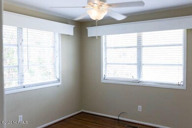 393 Maple St, Jacksonville, NC 28540 - photo 3