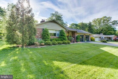 8914 Bridgehaven Ct, Alexandria, VA 22308 - photo 2