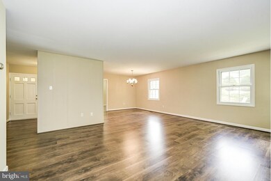 4005 Welsley Ln, Bowie, MD 20715 - photo 7