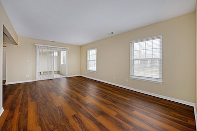 unlisted-address, Rolling Meadows, IL 60008 - photo 4