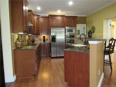 141 Hidden Knoll Dr, Hendersonville, NC 28792 - photo 5