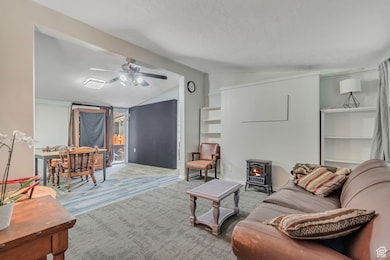 244 E Crescent Pkwy S unit 206, Sandy, UT 84070 - photo 3