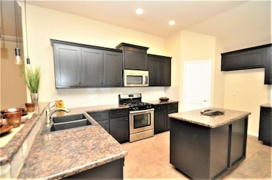 7126 Cherokee Ct, Warr Acres, OK 73132 - photo 6