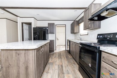 886 Greystone Dr, Copperas Cove, TX 76522 - photo 3