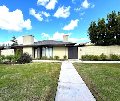 525 W Scott Ave, Fresno, CA 93704 - photo 5