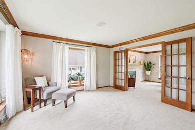 11-web-or-mls-W151N10146 Windsong Cir W-