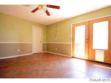 926 Edwards St, Copperas Cove, TX 76522 - photo 4