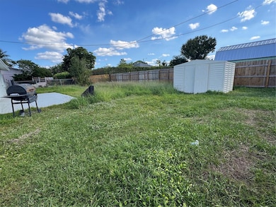 1748 SE Monroe St, Stuart, FL 34997 - photo 6