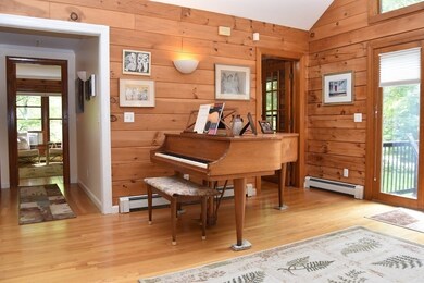 144 Maplewood Cir, Amherst, MA 01002 - photo 7