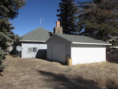 76 W Center St, Hatch, UT 84735 - photo 2