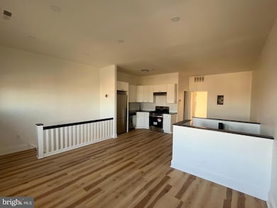 5443 Germantown Ave unit 3, Philadelphia, PA 19144 - photo 4