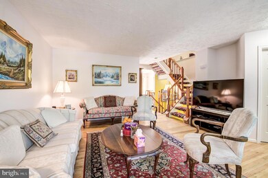 18800 Sky Blue Cir, Germantown, MD 20874 - photo 5