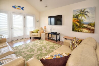 The Lucky Parrot 5504 E Beach-large-003-