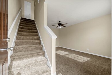 2331 Raleigh Ct unit 2, Clarksville, TN 37043 - photo 2
