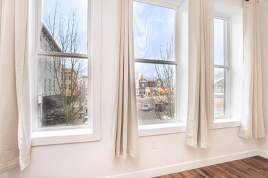 219 E Court Square, Troy-6501753
