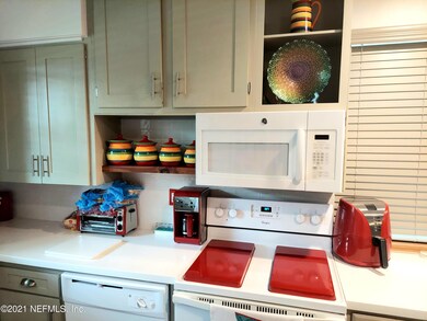 5923 Cedar Hills Blvd, Jacksonville, FL 32210 - photo 3