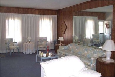 223 Franklin St, Trenton, NJ 08611 - photo 3