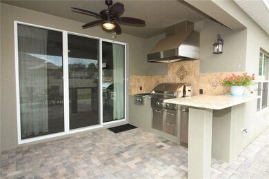 Outdoor Kitchen