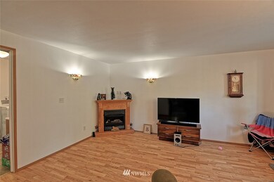 17825 & 17827 65th Dr NW, Stanwood, WA 98292 - photo 5