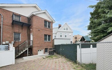 520 Hudson Ave unit 1, Weehawken, NJ 07086 - photo 4