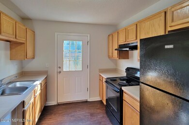 8422 Cocoa Ave, Jacksonville, FL 32211 - photo 4