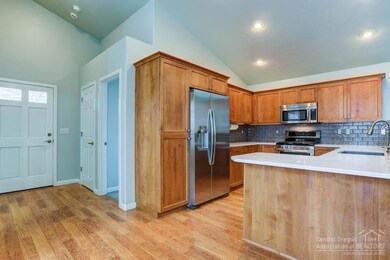 20354 Chase Rd, Bend, OR 97702 - photo 3