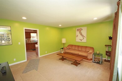 52911 Juniper Rd, South Bend, IN 46637 - photo 3