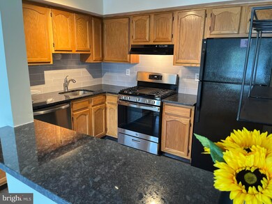 202 Salem Ct unit 10, Princeton, NJ 08540 - photo 3