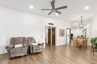 13662 N 110th Ave, Sun City, AZ 85351 - photo 5