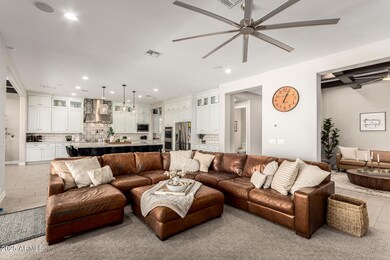 2570 E Thornton Ct, Gilbert, AZ 85297 - photo 5