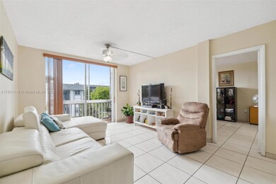 6705 NW 169th St unit C310, Hialeah, FL 33015 - photo 7
