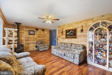 327 Pitt St, Enola, PA 17025 - photo 7