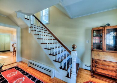 134 Lincoln Ave, Portsmouth, NH 03801 - photo 5