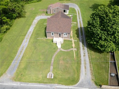 846 Fairyland Rd, Lehighton, PA 18235 - photo 3