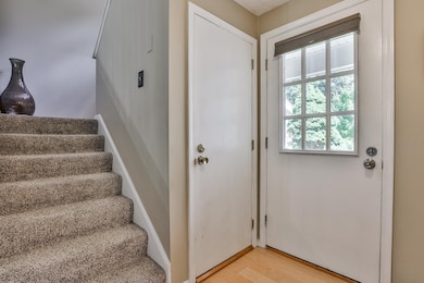 9 Winding Pond Rd, Londonderry, NH 03053 - photo 5