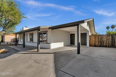 4-web-or-mls-685-e-harrison-st