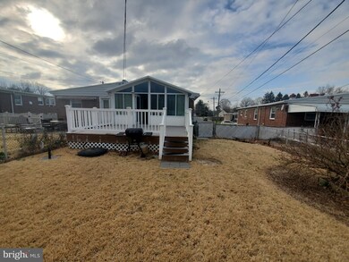 203 Dimarco Dr, Philadelphia, PA 19154 - photo 2