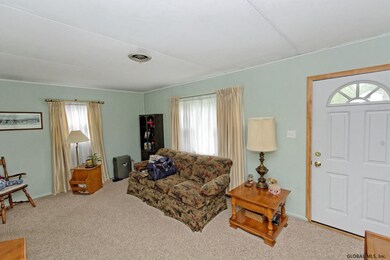 7 Beatrice Ln, Albany, NY 12205 - photo 6