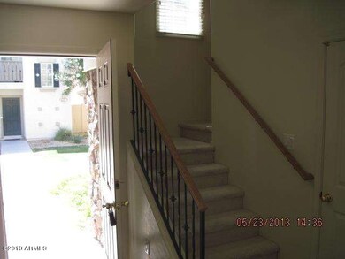 STAIRCASE - 1ST FLOOR